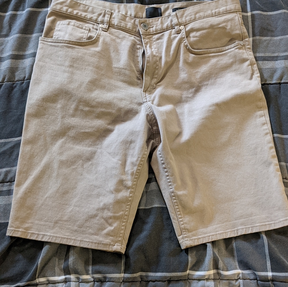 H&M Khaki Twill Shorts